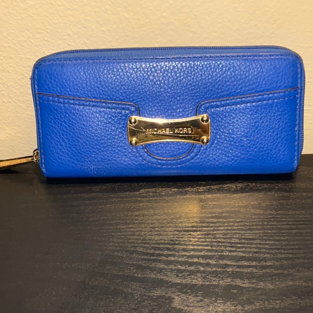 Michael Kors blue pebbled leather continental zip around wallet gold hardware